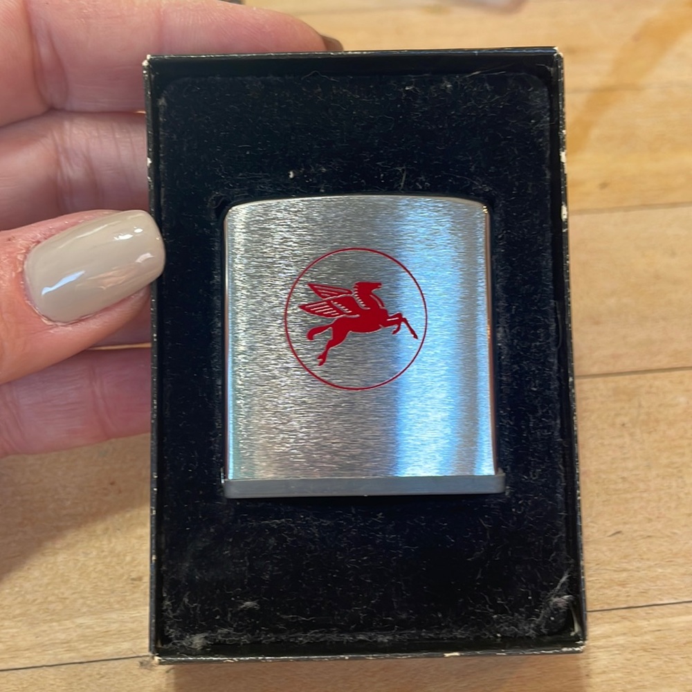 Vintage Mobile Oil Zippo brand tape measure with red Pegasus